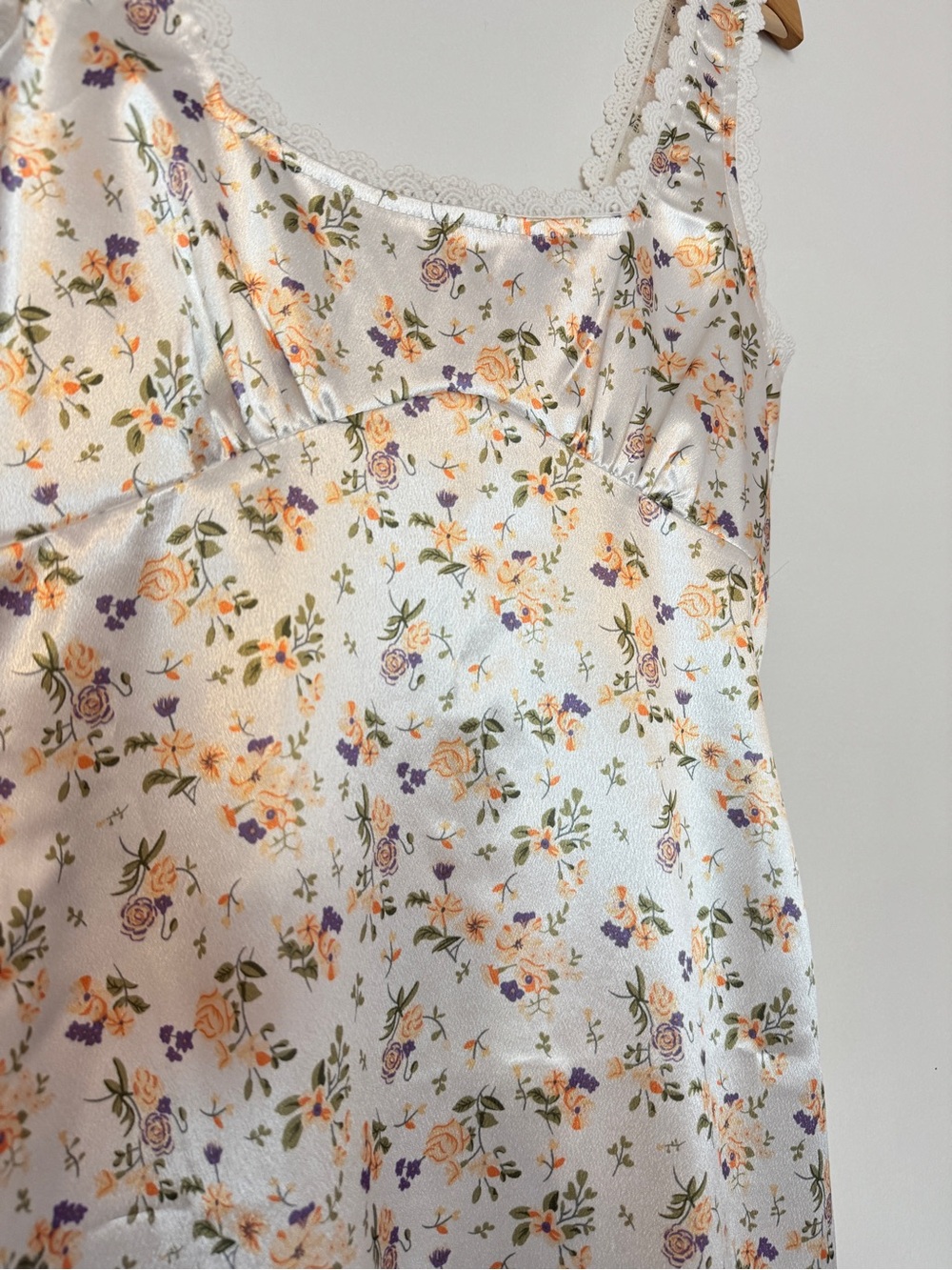 Princess Polly, Berlin Dress, Satin Floral Midi version, Aus 6/US 2/XS/S - Picture 7 of 12